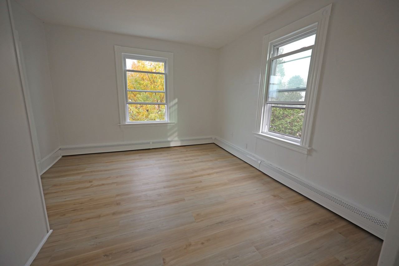 358 Borinqueneers Way - Photo 3 of 10