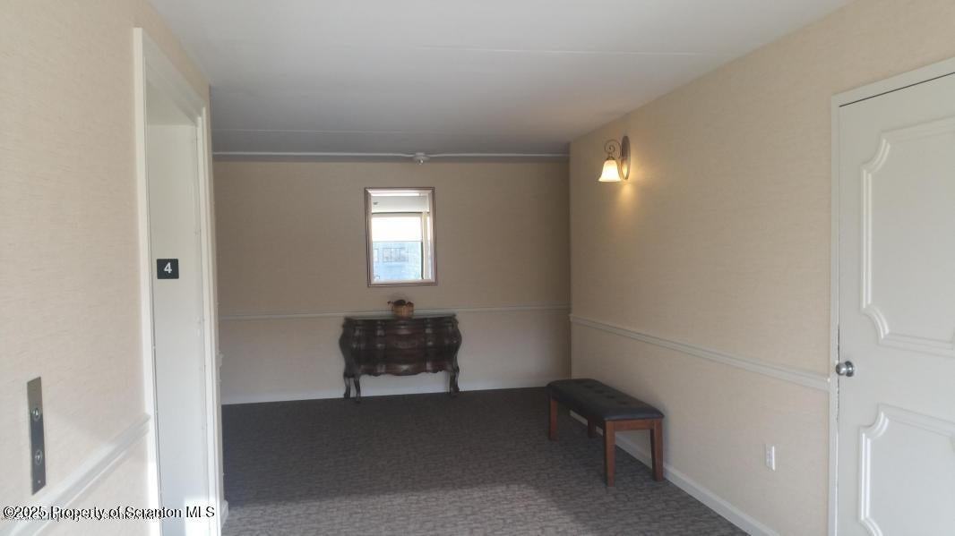 220 Linden St - Photo 2 of 5