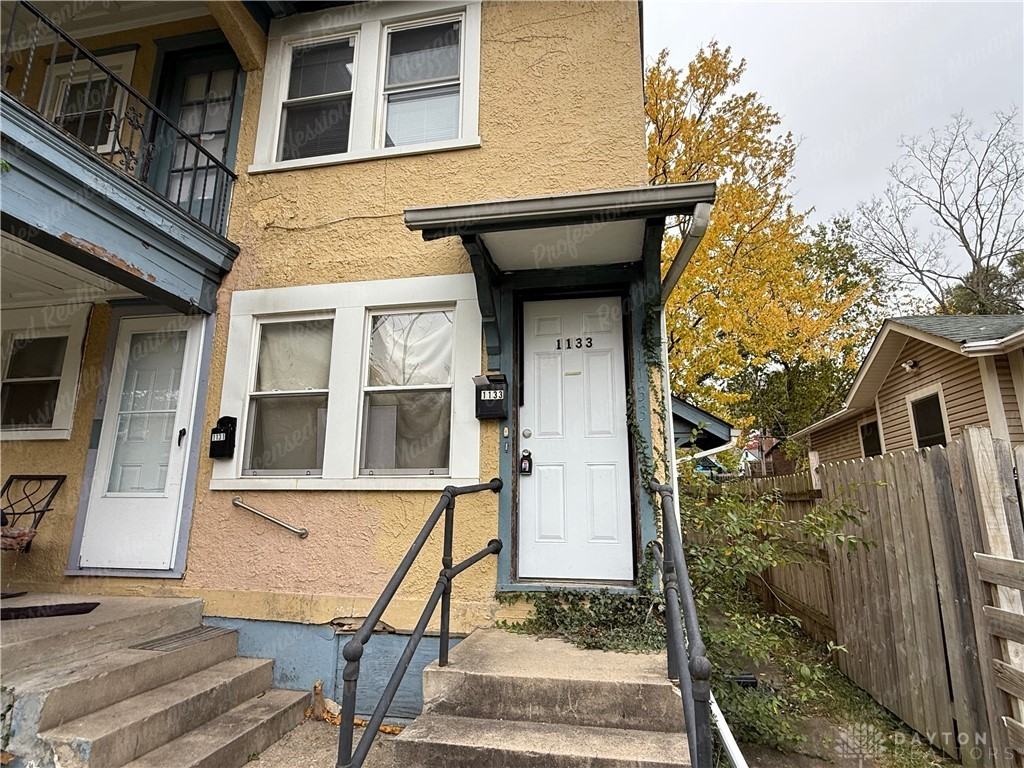 1133 Linda Vista Ave - Photo 2 of 15