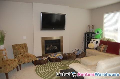 9329 5th Dr SE - Photo 2 of 6