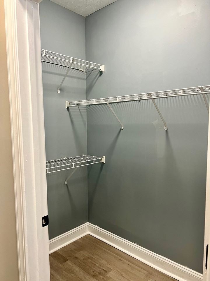 110 Fountain Pointe Lane #104 - Photo 5 of 8