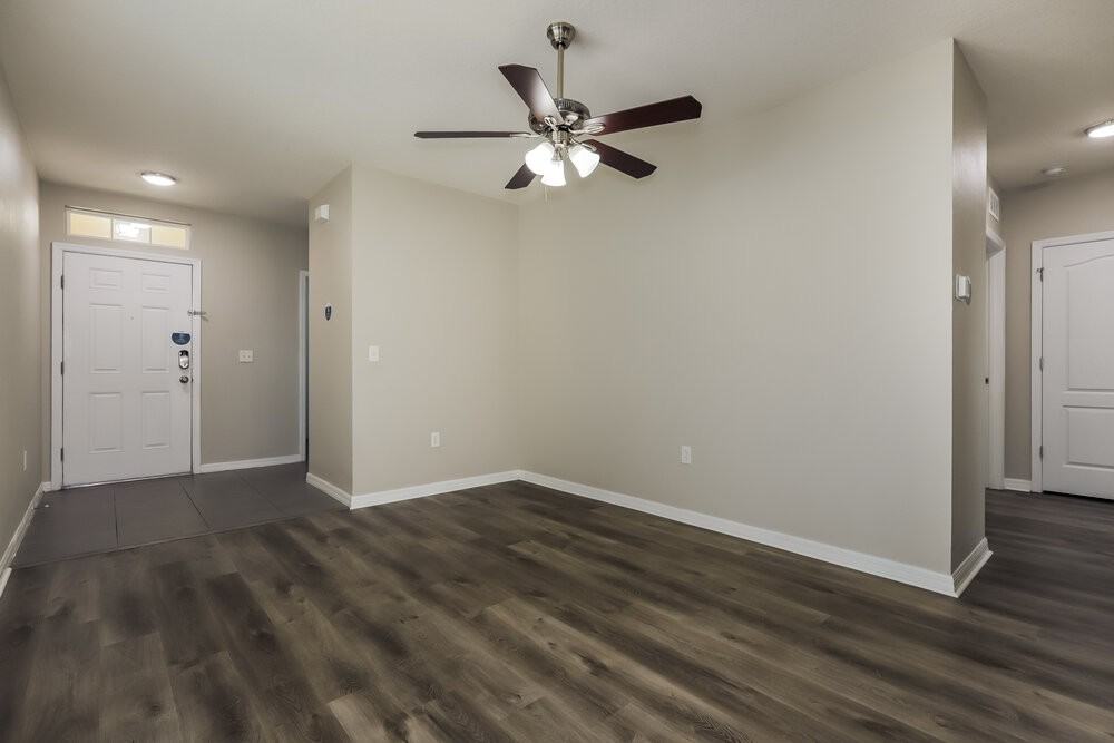 10529 Whispering Hammock Dr - Photo 4 of 19