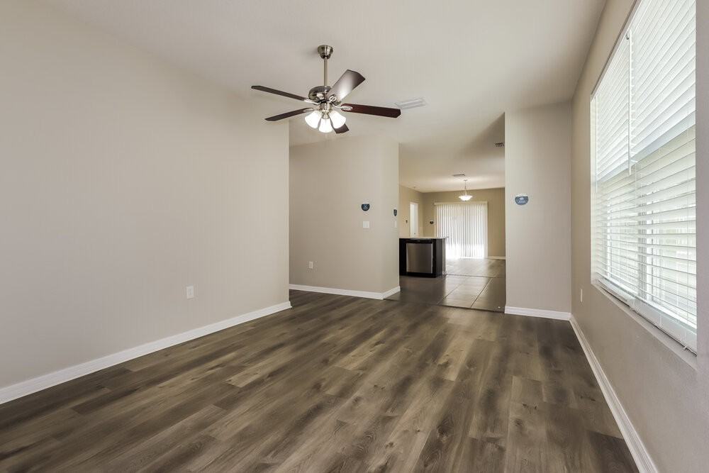 10529 Whispering Hammock Dr - Photo 5 of 19