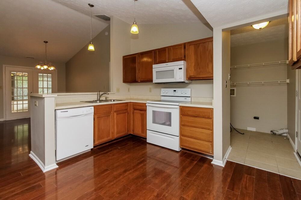 3081 Sable Ridge Pl - Photo 5 of 15