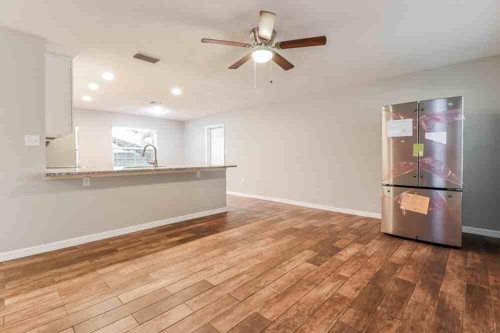 3014 N Pineway Dr - Photo 3 of 16