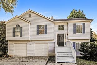 3481 Oak Leaf Ct - Photo 1 of 1