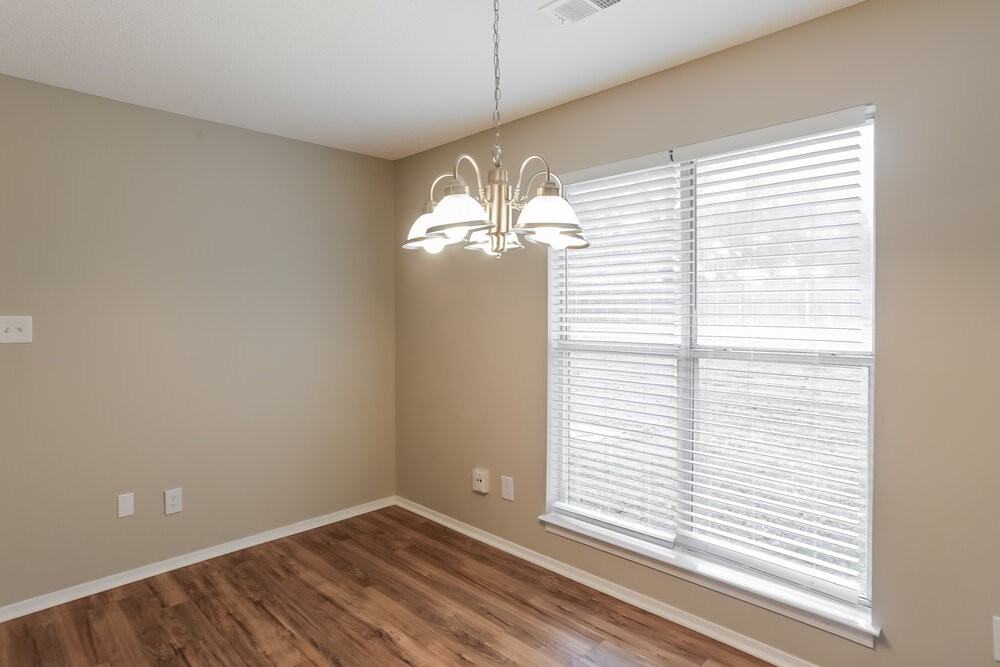 6500 Cornwall Rd - Photo 4 of 15