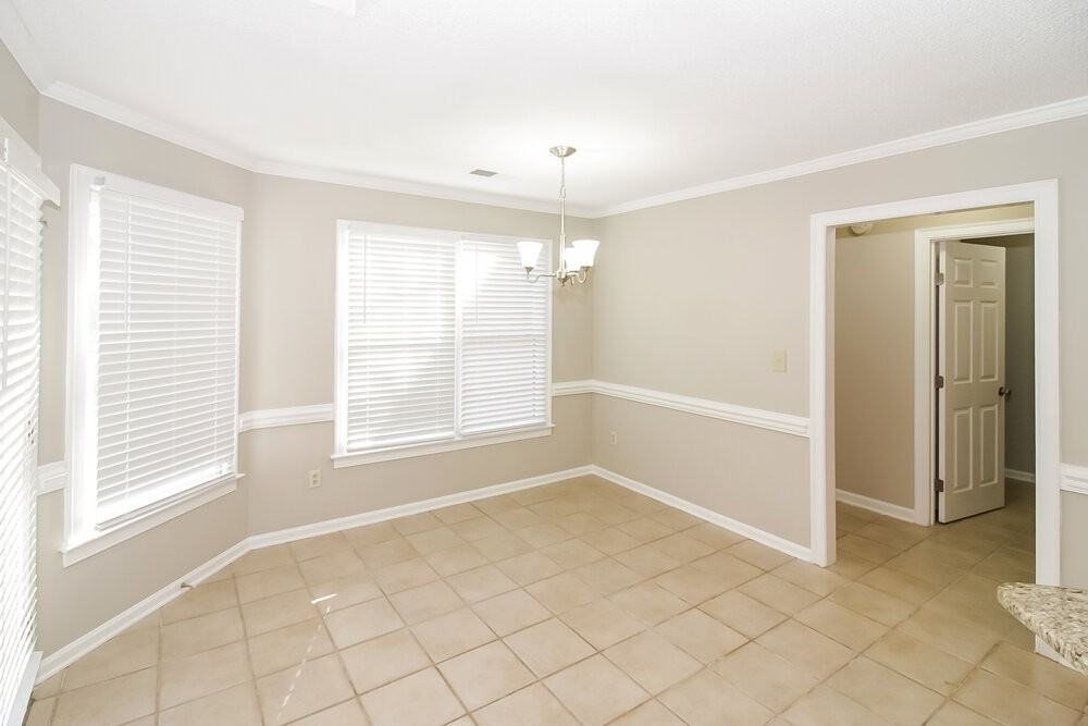 8699 Wood Mills Dr W - Photo 6 of 19