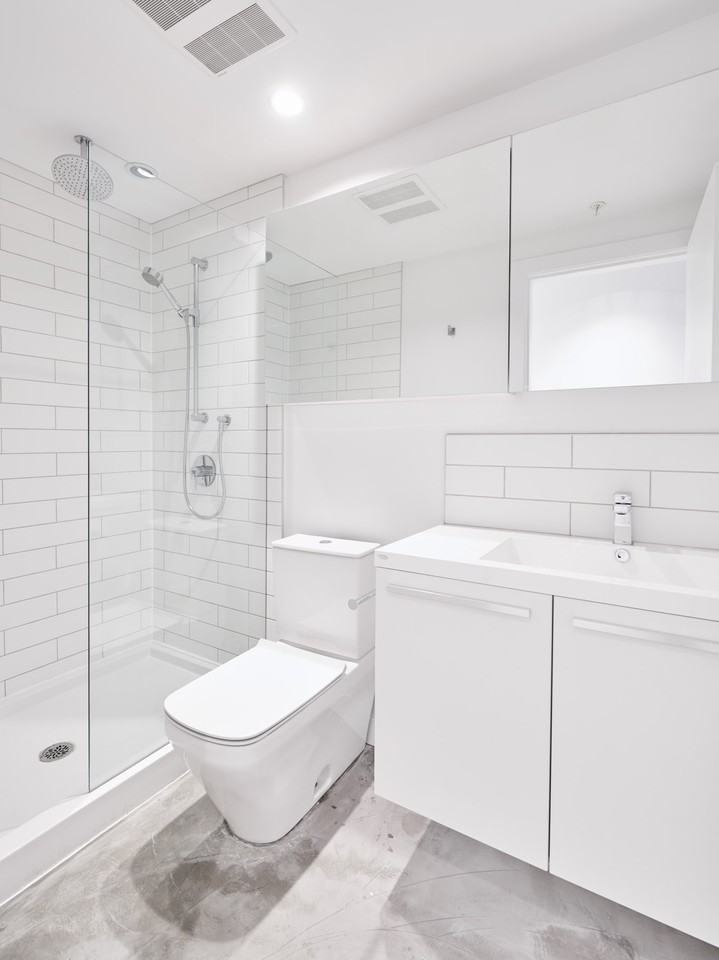 1647 East Pender Street #302 - Photo 5 of 9