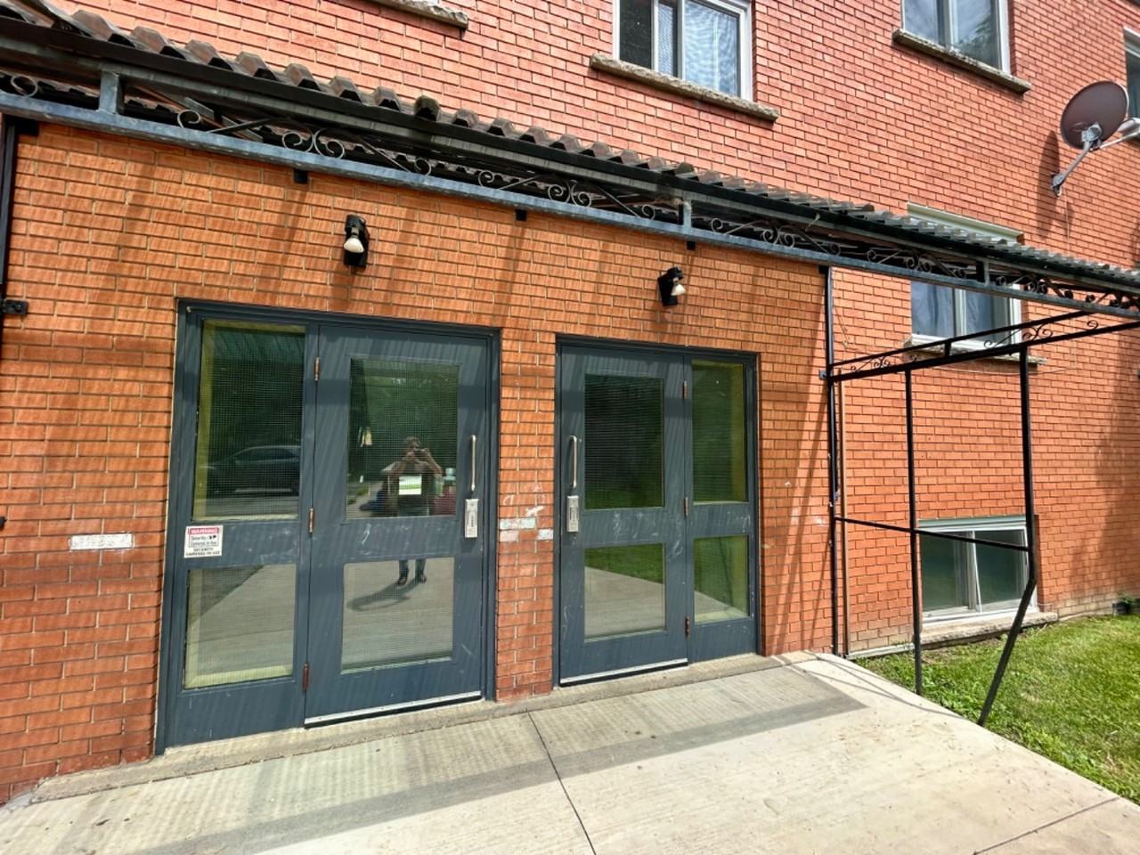 99 Chesterfield Avenue - Photo 2 of 18