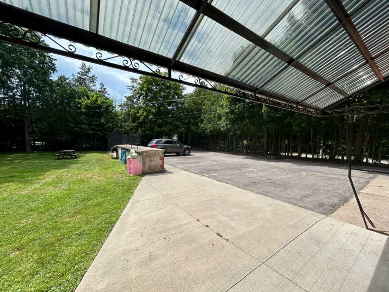 99 Chesterfield Avenue - Photo 3 of 18