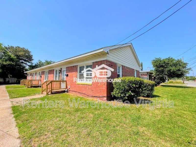 1375 West Ocean View Avenue #3 - Photo 3 of 18