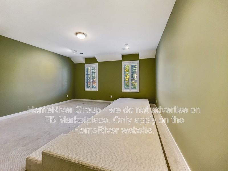 2363 Avery Ave - Photo 5 of 21