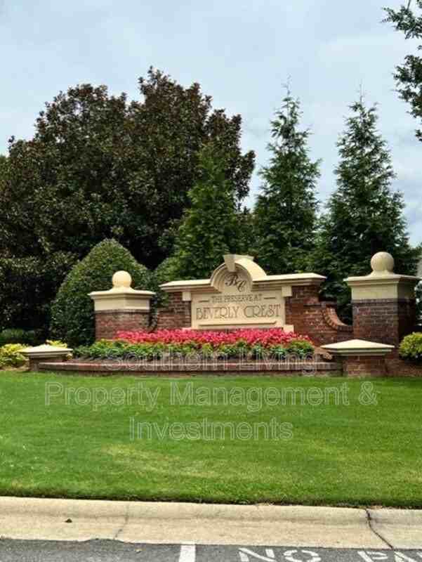 8214 Drakeview Ct - Photo 2 of 19