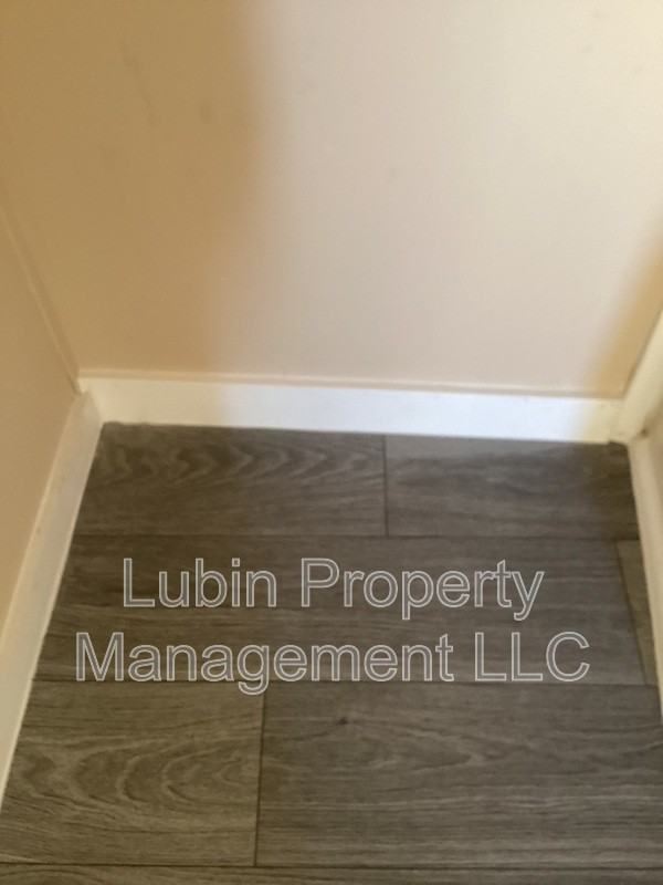 45 Grove Blvd - Photo 3 of 20