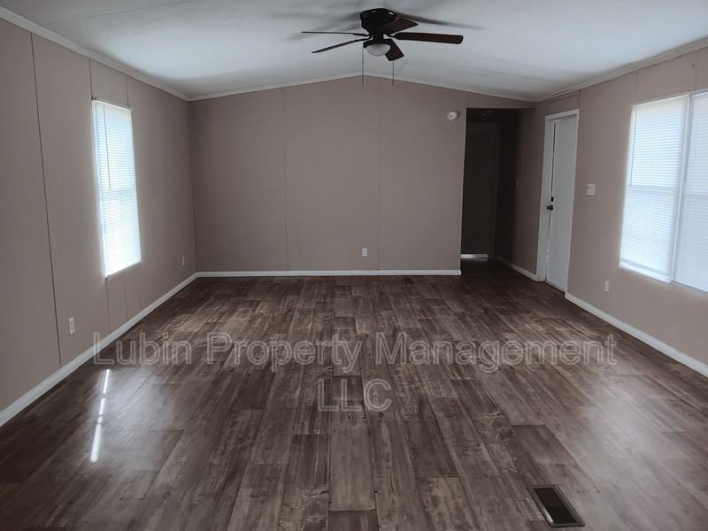 11 Thornton Cv - Photo 2 of 6