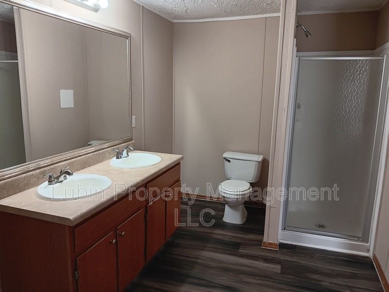 41 Virginia Ave - Photo 4 of 5