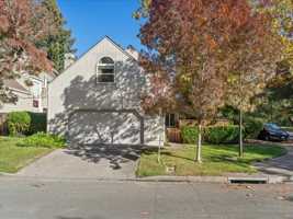 featured image of 1304 Foothill Dr