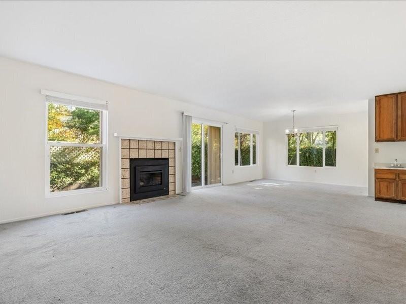 1304 Foothill Drive - Photo 6 of 22