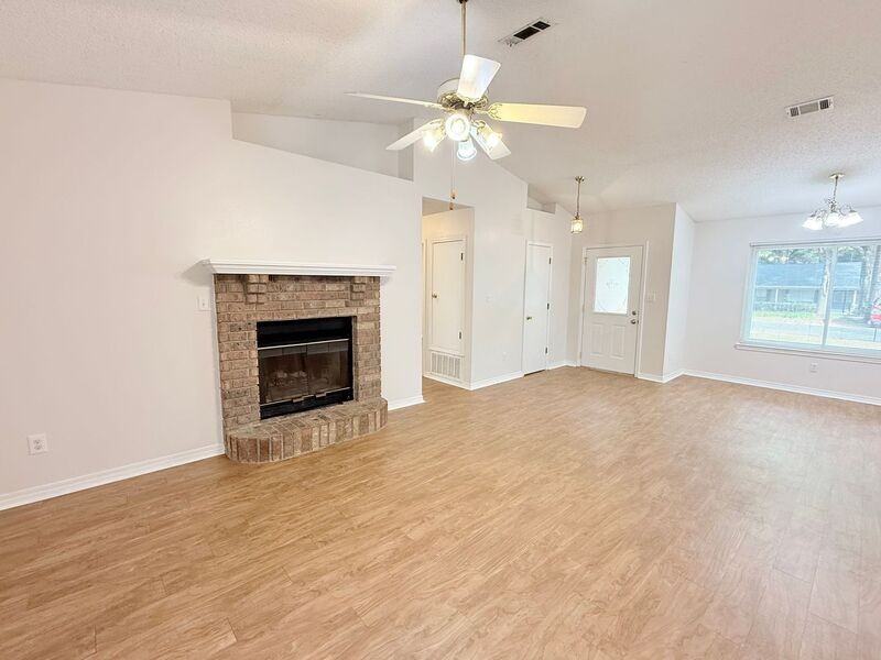 3980 Deerwood Cir #EGR - Photo 2 of 14