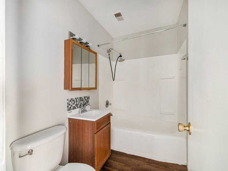 2422 1/2 S 16th St #9 - Photo 3 of 8