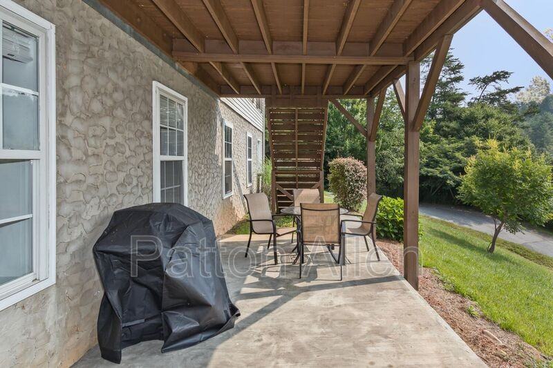 5 Robert Allman Road #B - Photo 3 of 22