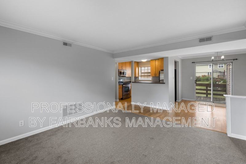 9159 Wrenwood Ln - Photo 2 of 17