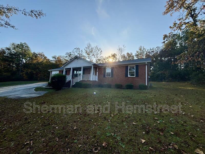 2714 Fair Oak Ct - Photo 2 of 16