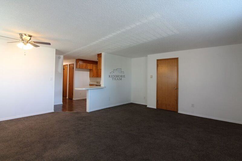 1707 W 7th Pl #A - Photo 4 of 8