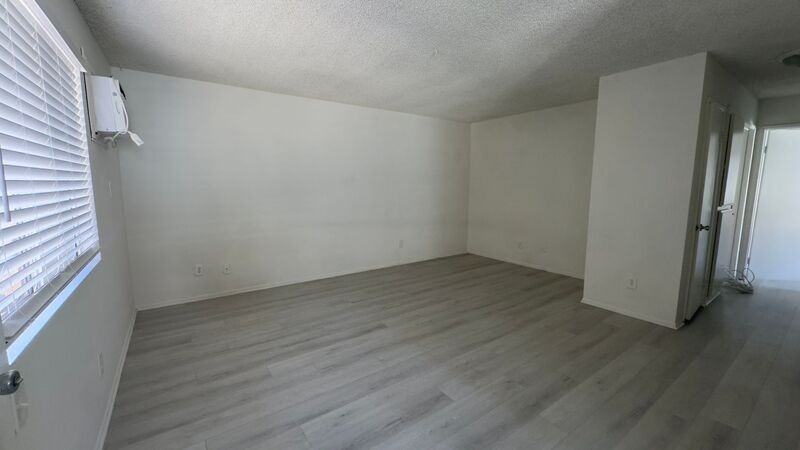 3814 Grace Ave #F - Photo 3 of 9