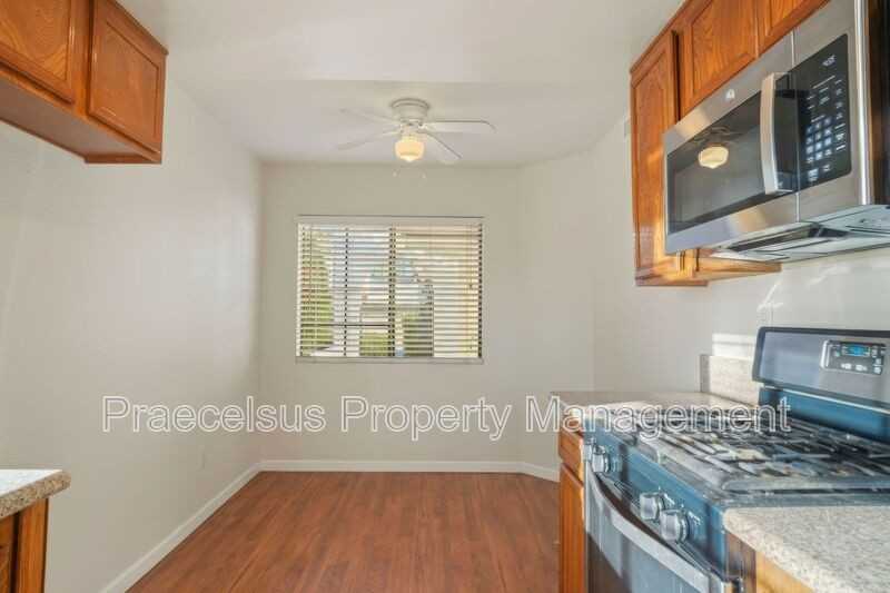 1535 Apache Dr #D - Photo 5 of 23