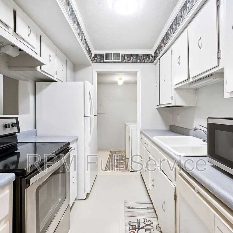 810 Bellevue Road #175 - Photo 7 of 22