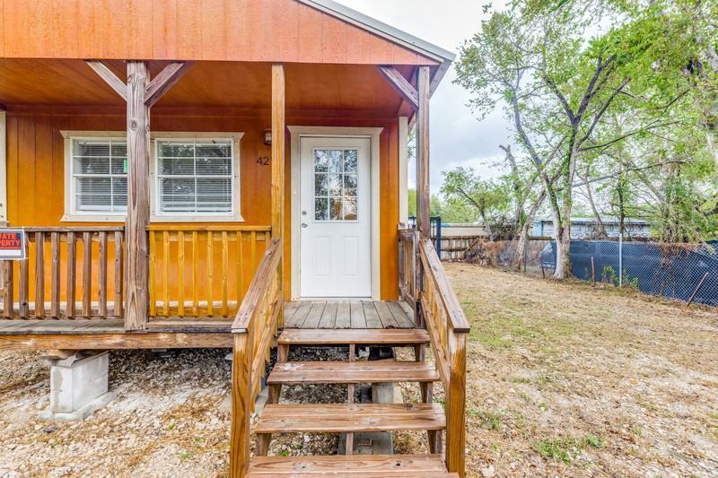 427 Pennsylvania Street - Photo 2 of 15