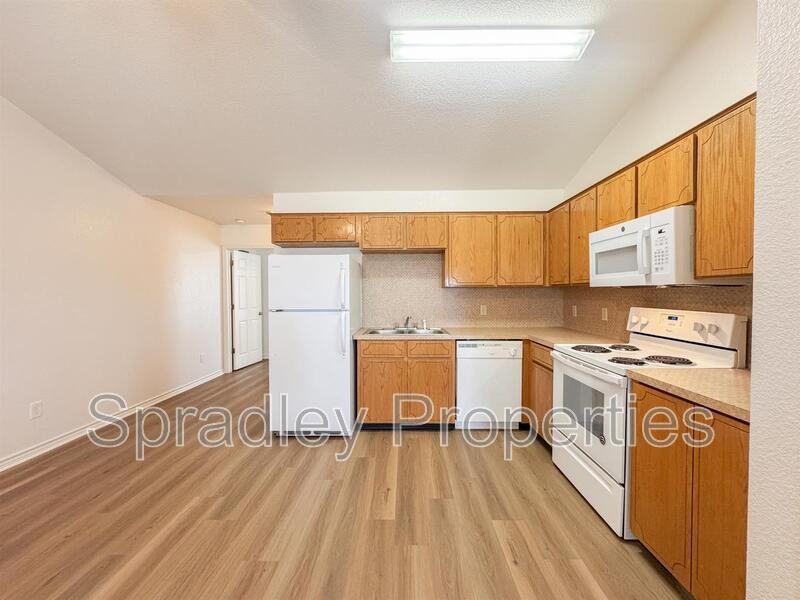 117 Lacey Lou - Photo 3 of 11