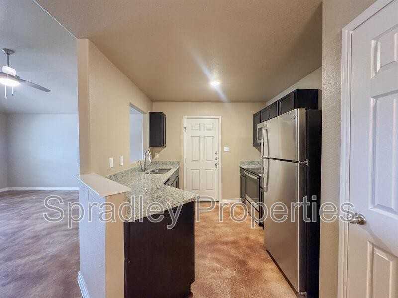 1635 Sabine Road - Photo 4 of 16