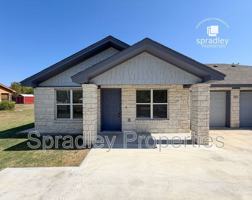 featured image of 502 N 3rd St Unit A