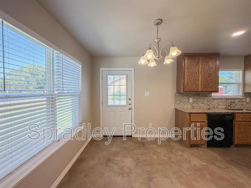 502 N 3rd St Unit A - Photo 5 of 17