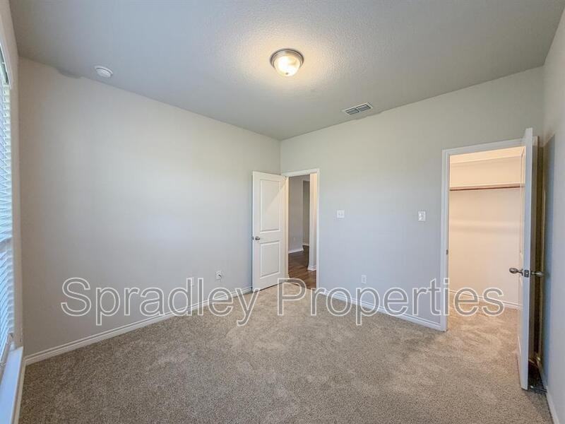 10209 Cap Rock Dr - Photo 4 of 26