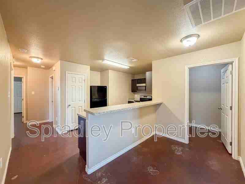 1514 Brady Way - Photo 5 of 18