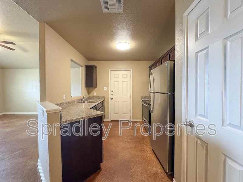 1578 Vani Ct - Photo 4 of 14