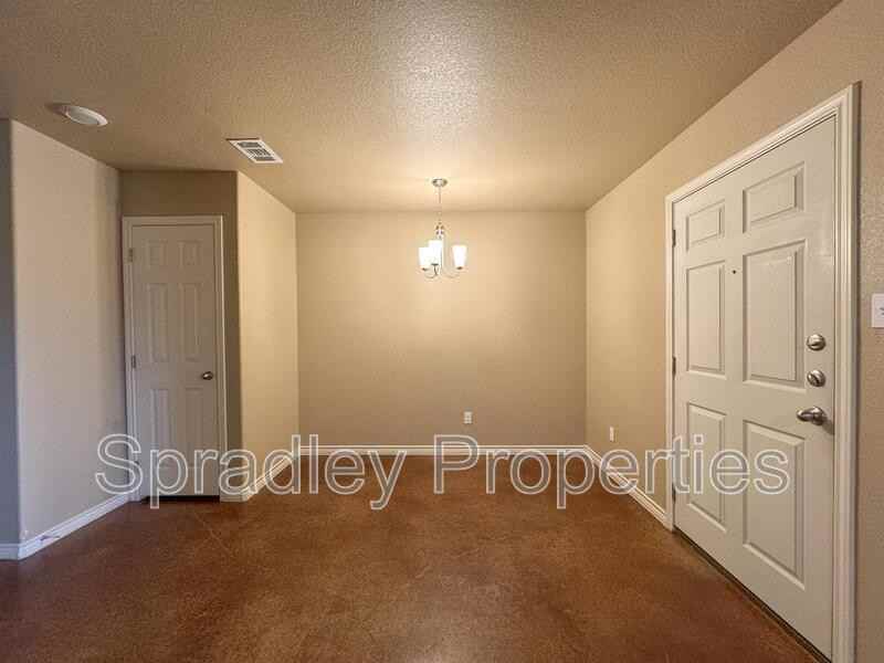 1578 Vani Ct - Photo 7 of 14