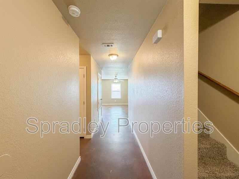 778 East Ridge Boulevard - Photo 2 of 26