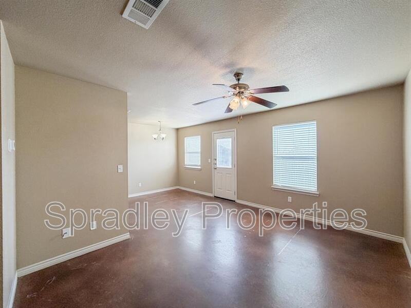 778 East Ridge Boulevard - Photo 7 of 26