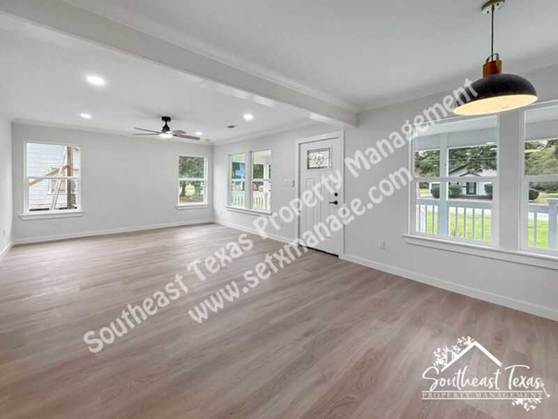 6371 Terrell St - Photo 3 of 18