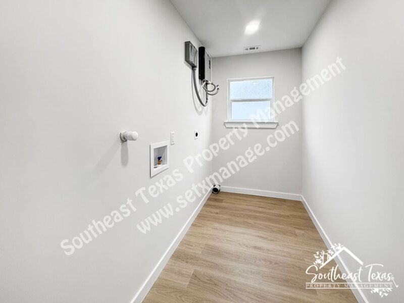 6371 Terrell St - Photo 7 of 18