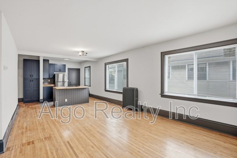 3433 Portland Ave - Photo 3 of 10