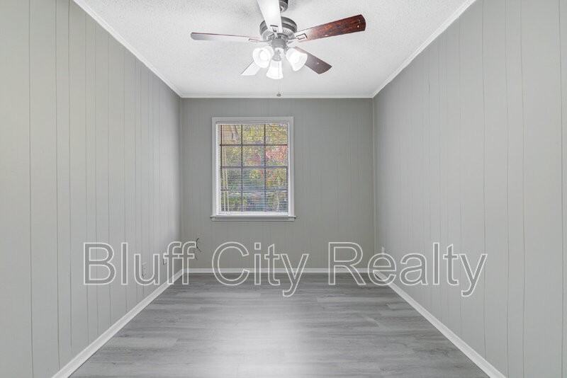 2291 Madison Ave - Photo 7 of 16