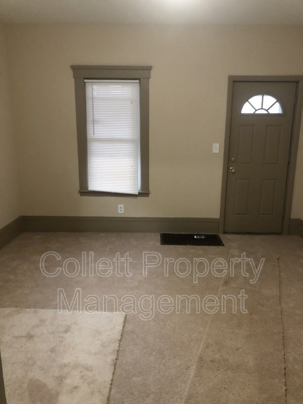 3539 W 50th St - Photo 2 of 5