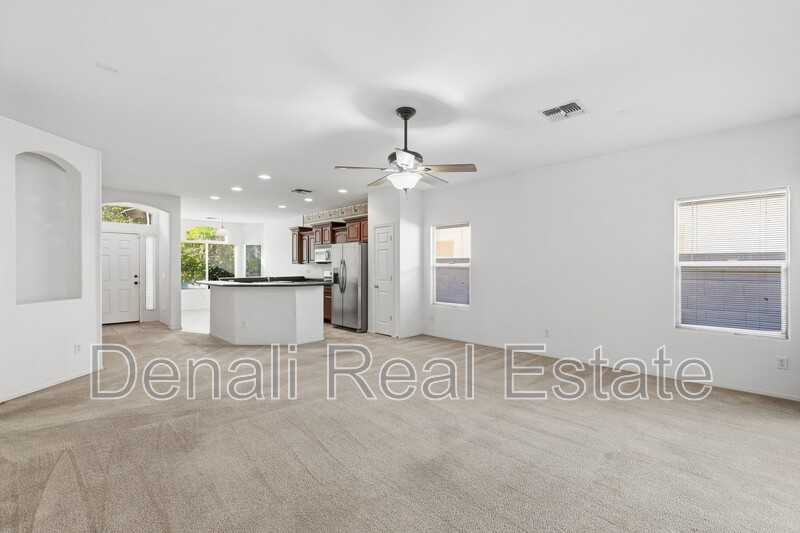 14568 W Crocus Dr - Photo 6 of 36