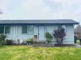 588 Nw Oak Ave - Photo 1 of 1